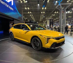 kia k4 hathcback